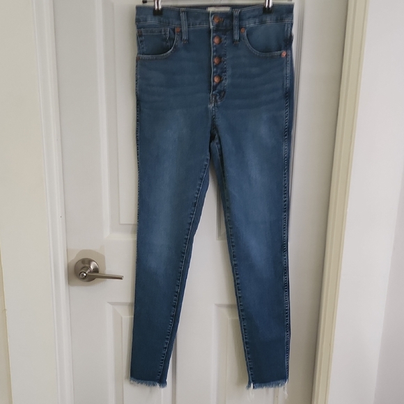 Madewell Denim - EUC Madewell High Rise Button-Fly Blue Jeans